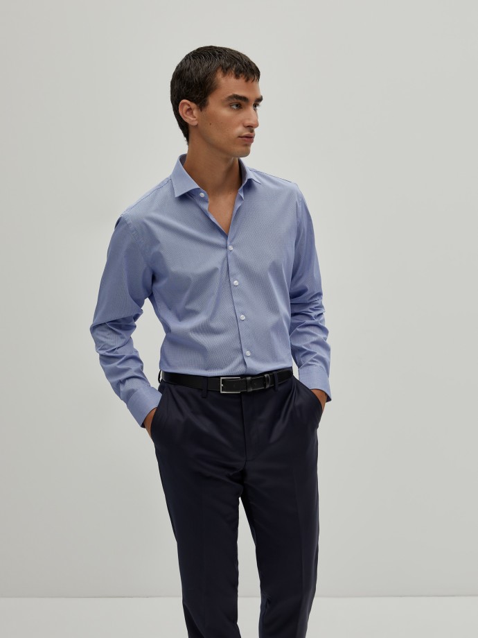 Classic slim fit shirt