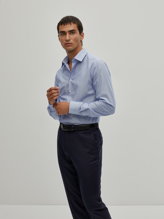 Camisa slim fit a rayas