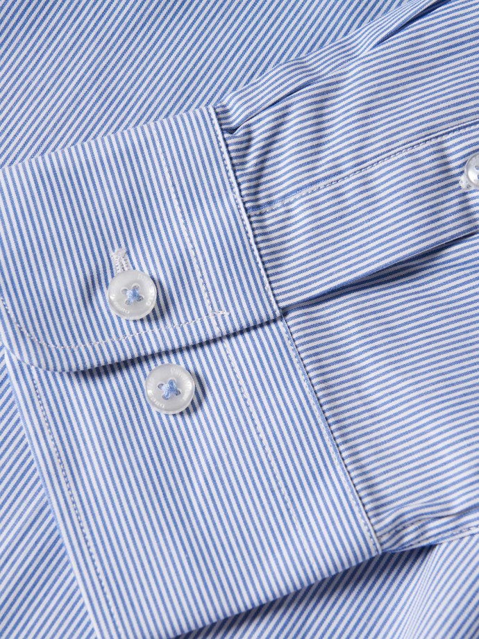 Slim fit striped shirt