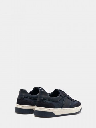 Zapatillas de piel y ante. Zapatillas de piel y ante.