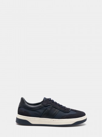 Zapatillas de piel y ante. Zapatillas de piel y ante.