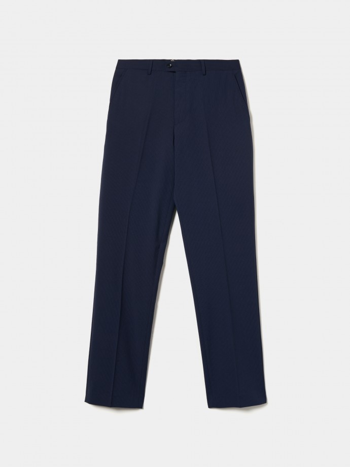 Traje clsico ajustado