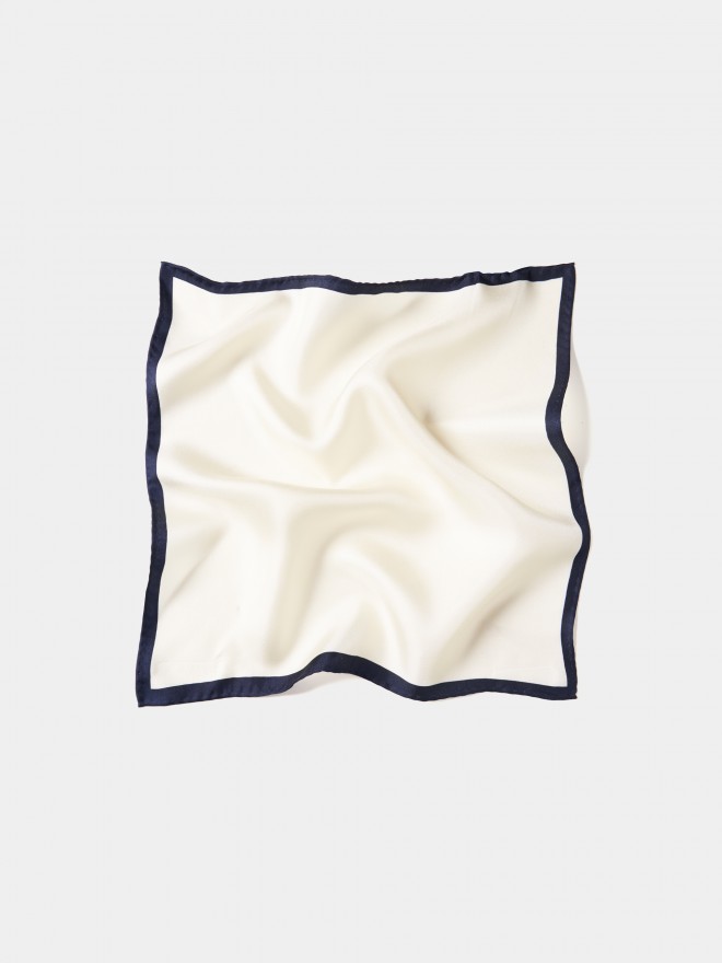 Pañuelo de seda Pañuelo de seda