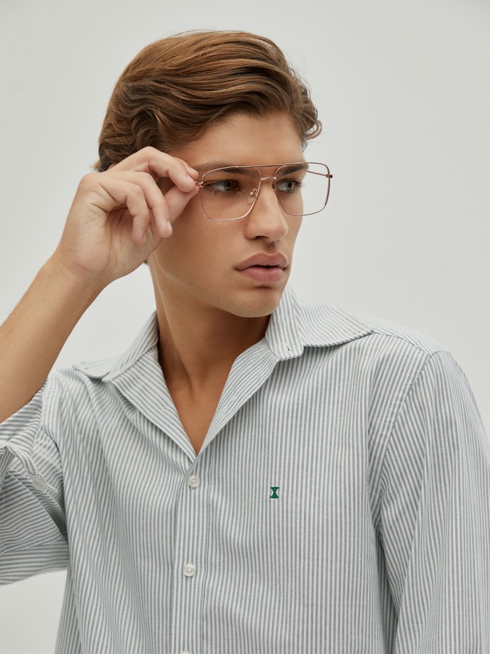 Regular fit striped shirt