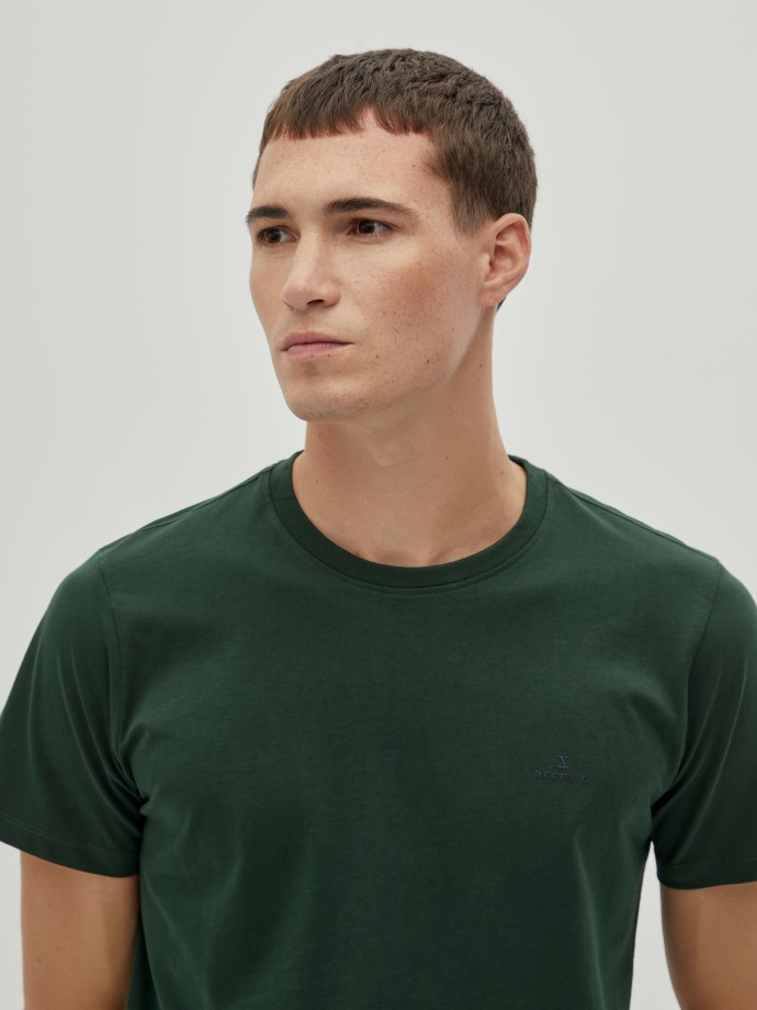 Basic cotton t-shirt