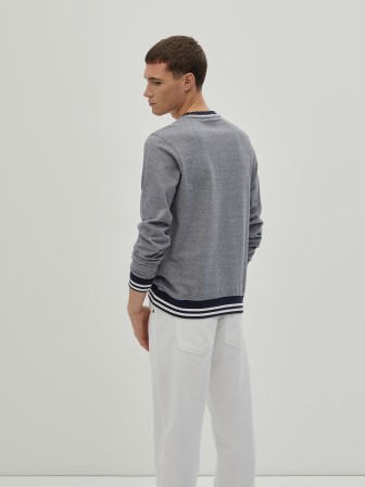 Sweatshirt Sweatshirt