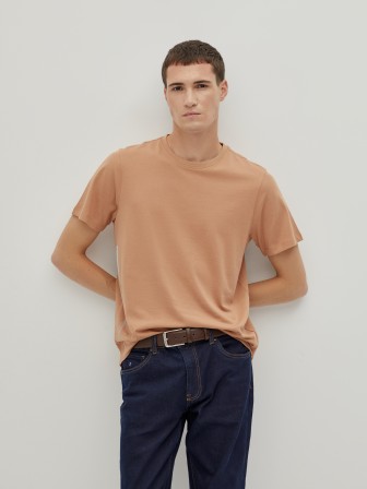 Camiseta básica Camiseta básica
