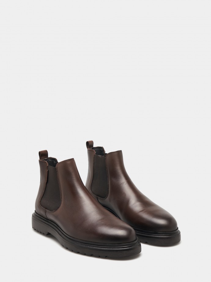 Chelsea boots