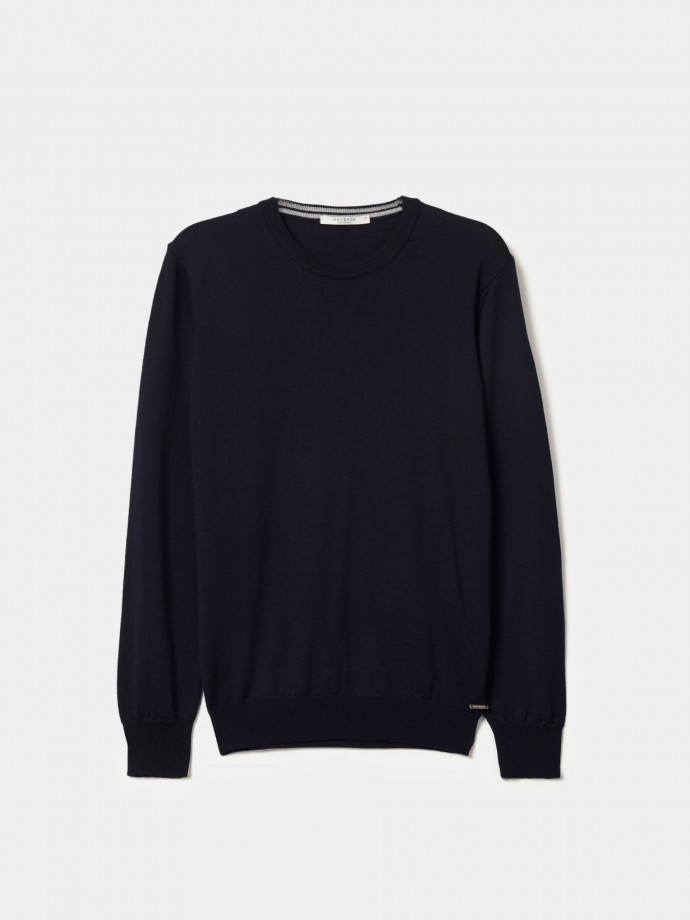 100% wool jumper