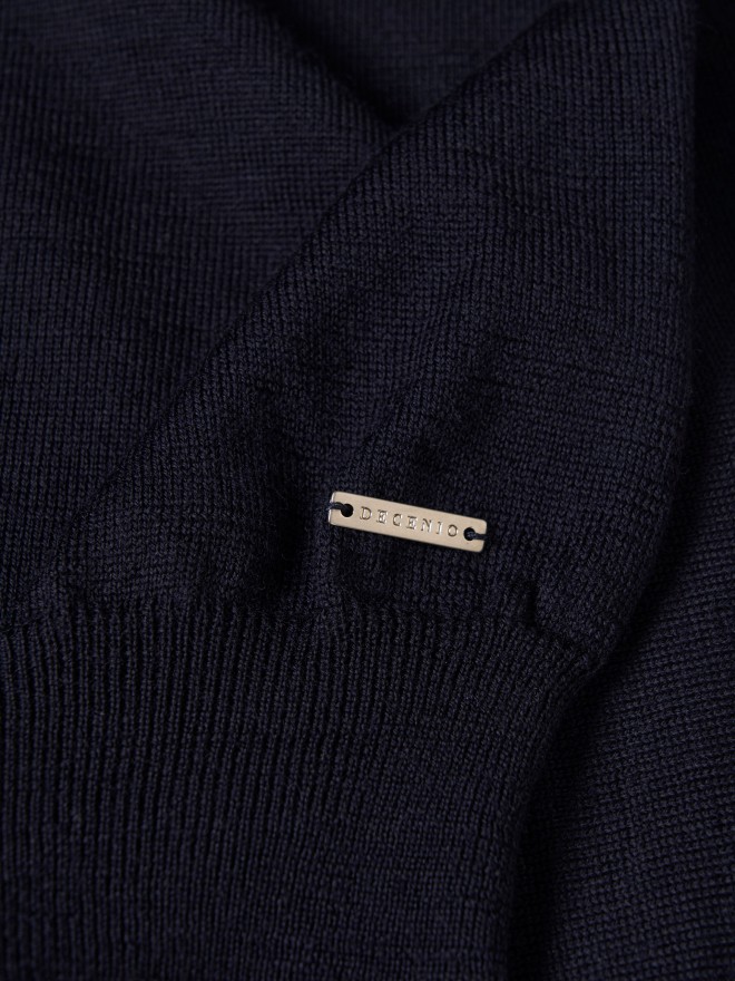 100% wool jumper 100% wool jumper
