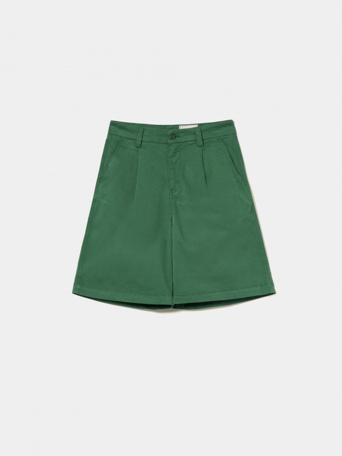 Decenio x MOLNM Bermuda shorts