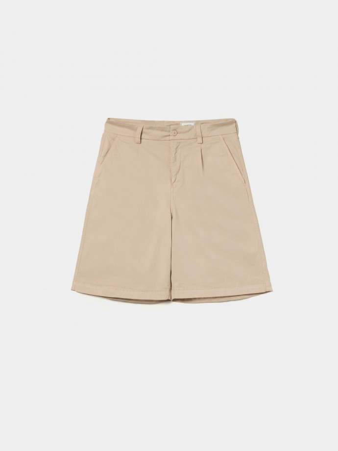 Decenio x Molnm Bermuda shorts