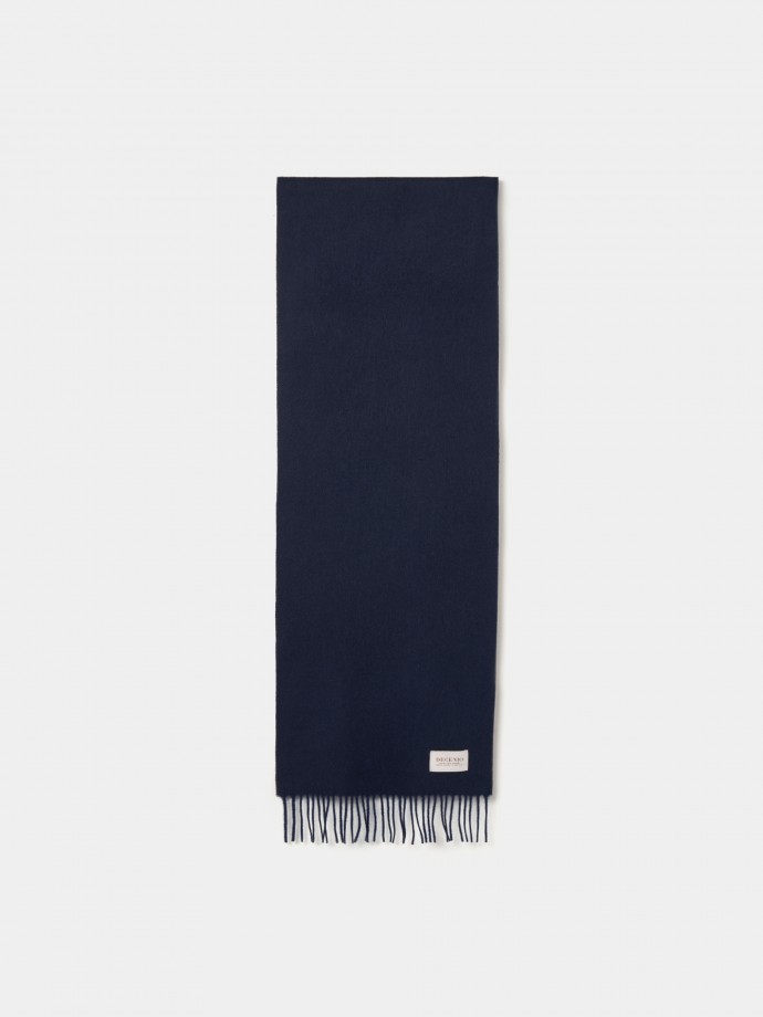 Wool scarf