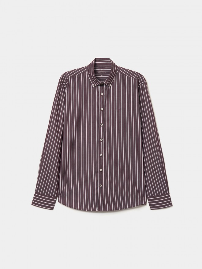 Camisa regular fit às riscas Camisa regular fit às riscas