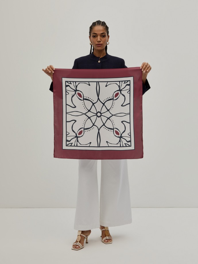 Printed scarf