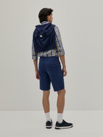 Bermuda shorts with drawstring Bermuda shorts with drawstring