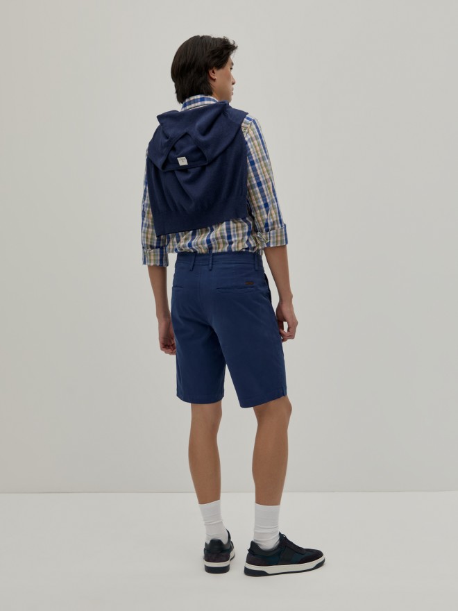 Bermuda shorts with drawstring Bermuda shorts with drawstring