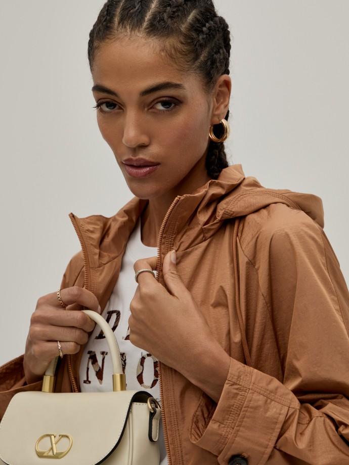 Parka com capuz
