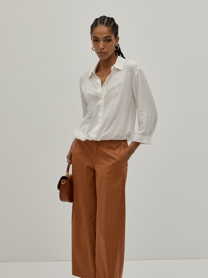 Blusa bordada