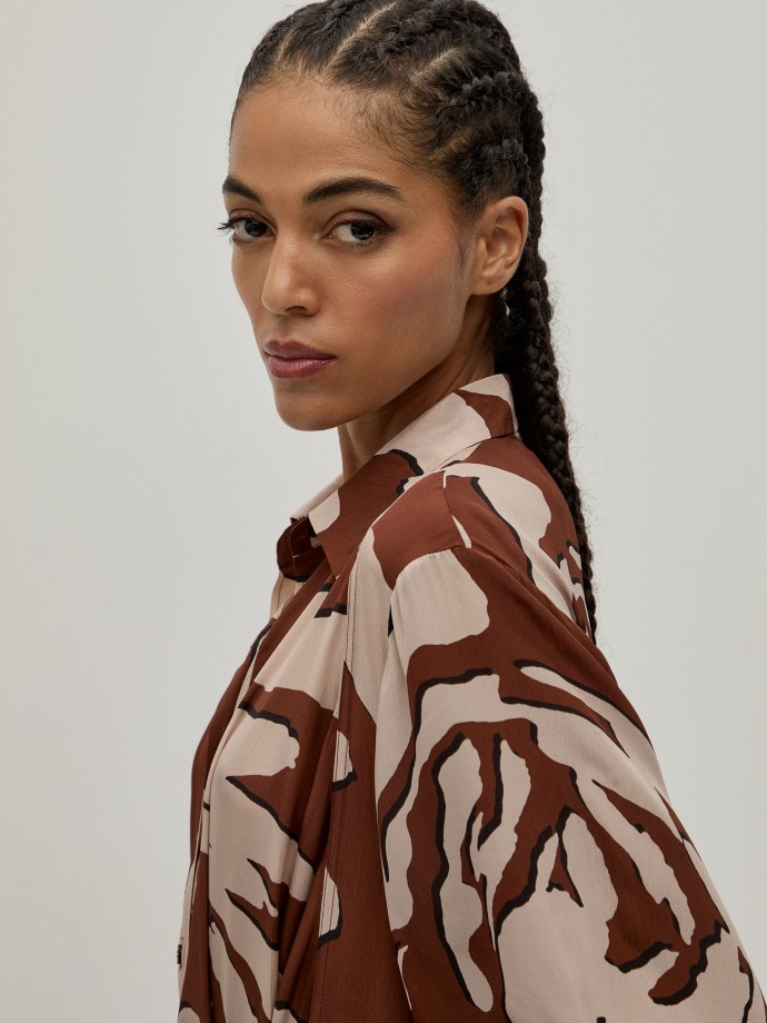 Vestido camisero estampado