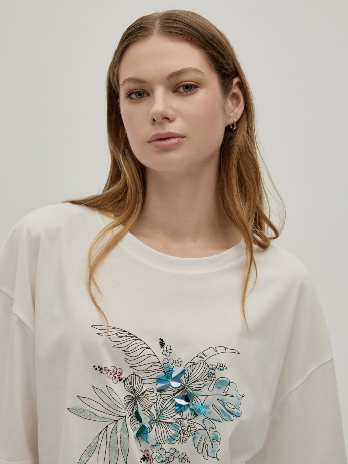 T-shirt com estampado floral