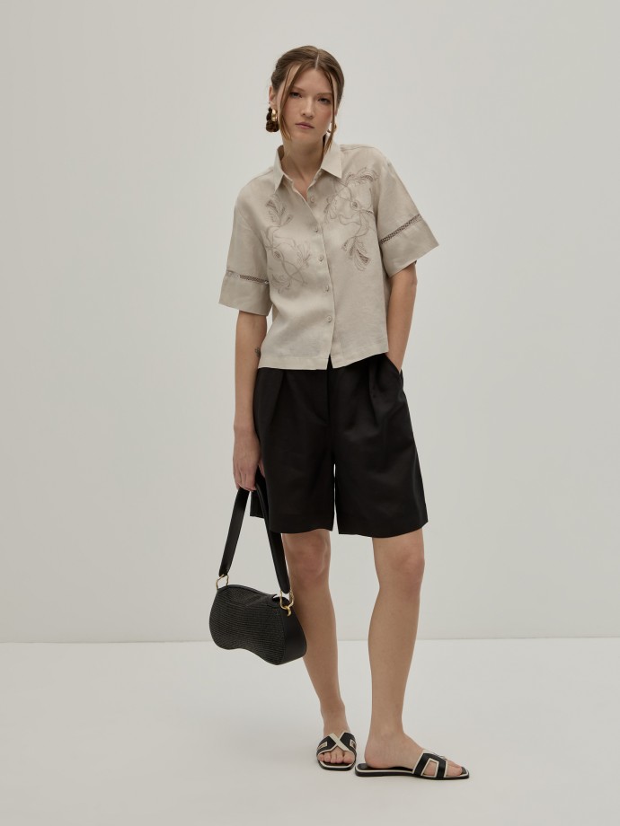 Blusa de lino con bordado
