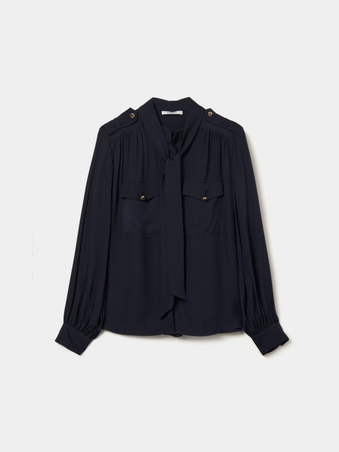 Flowy blouse