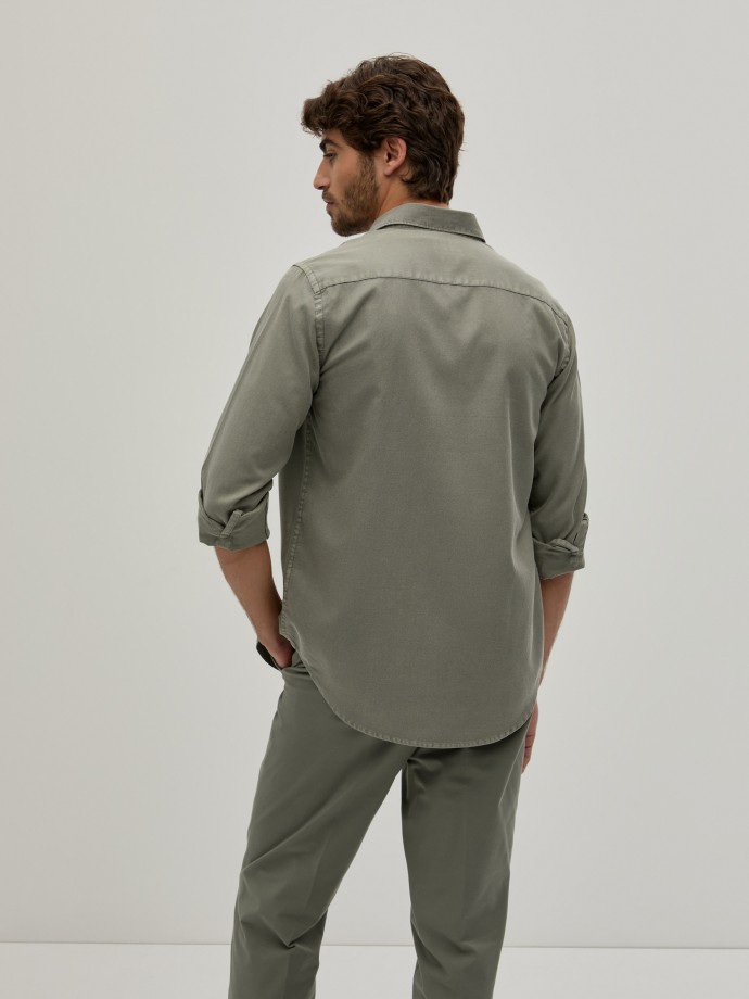 Slim fit shirt