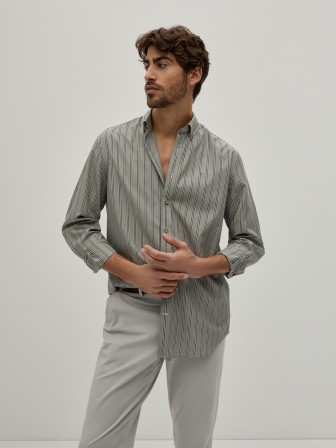 Regular fit striped shirt