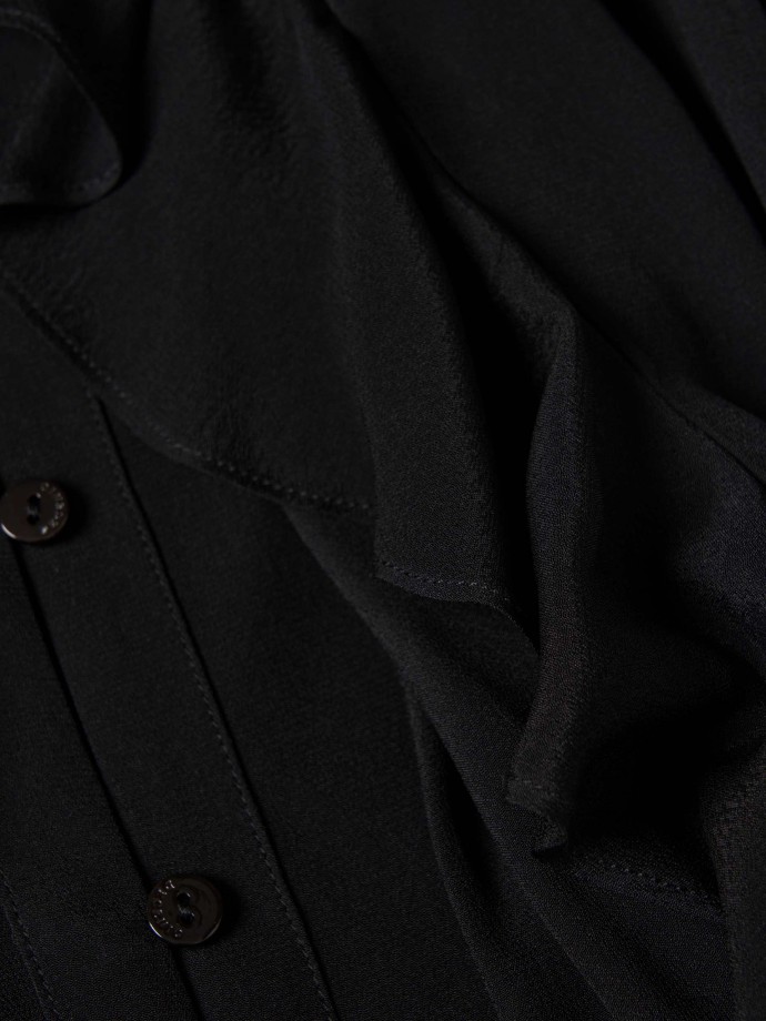 Blusa fluida com folhos