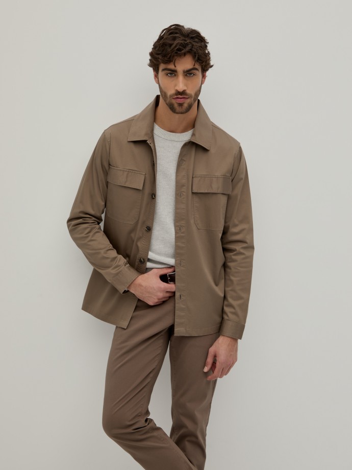 Sobrecamisa com bolsos