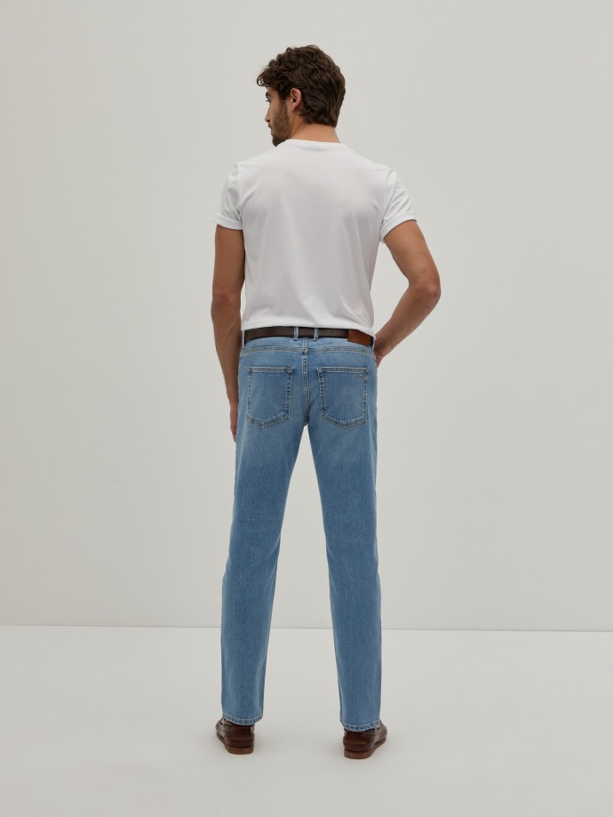 Pantaln vaquero regular fit