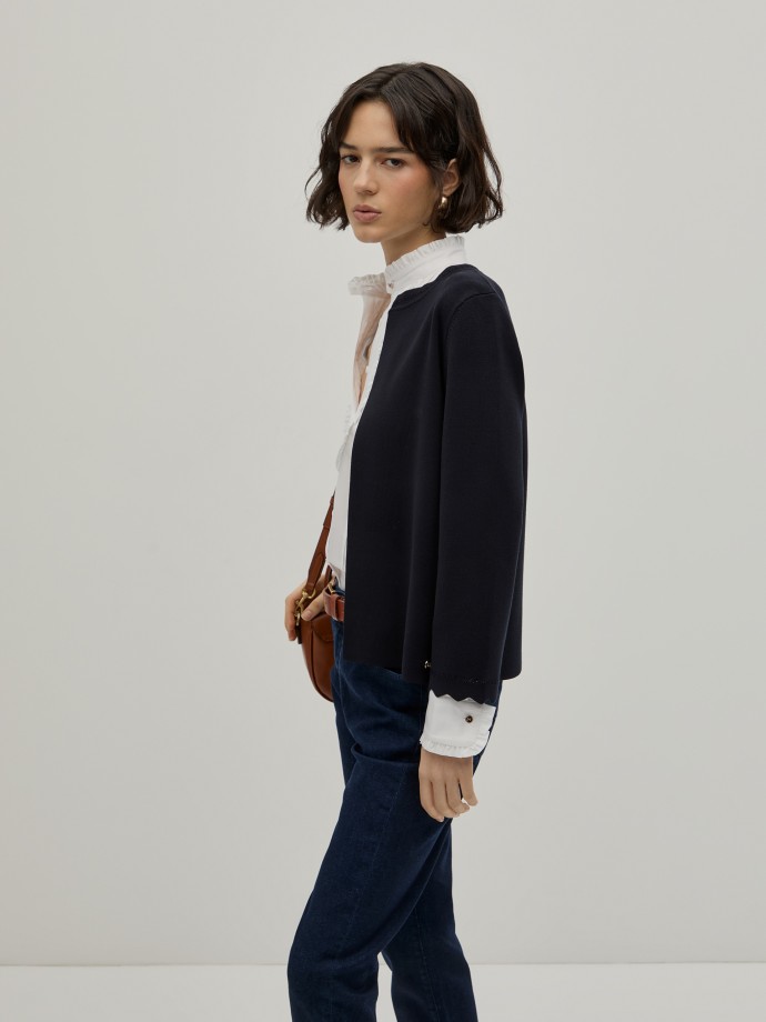 Short cardigan