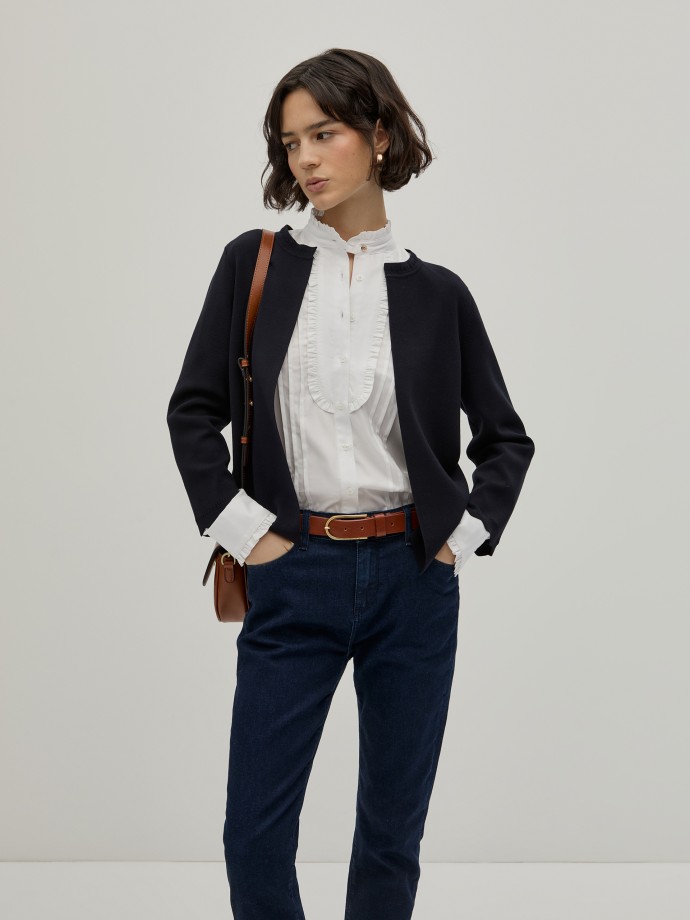 Short cardigan