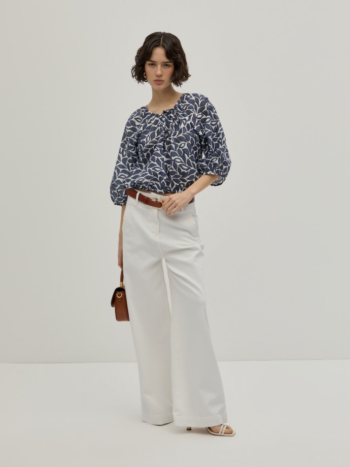 Blusa corta estampada