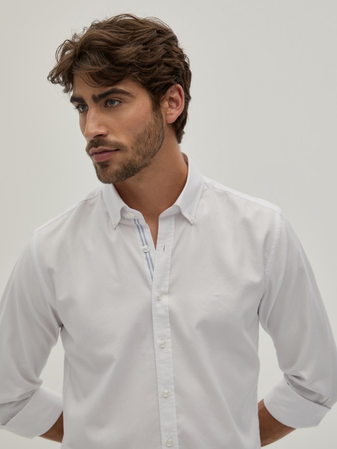 Slim fit shirt Slim fit shirt