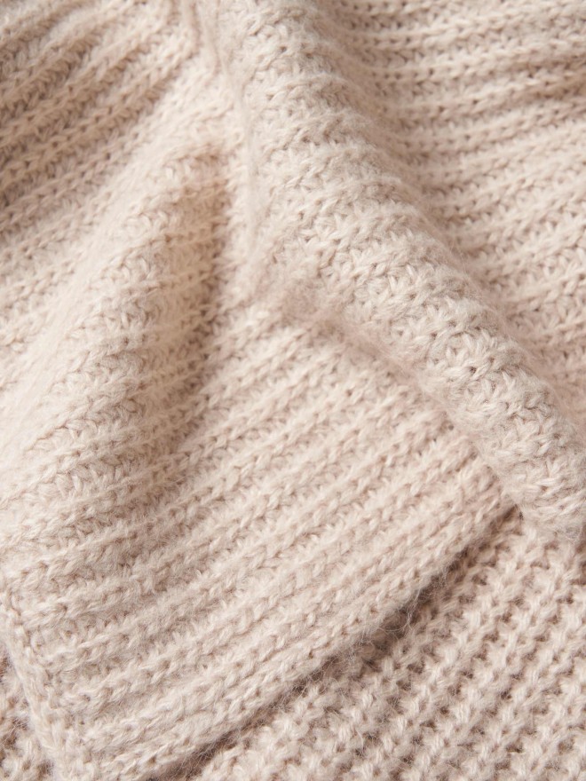 Ribbed knit scarf Ribbed knit scarf