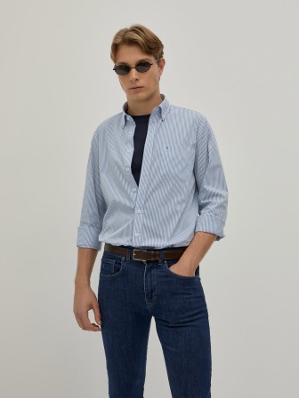 Regular fit striped shirt