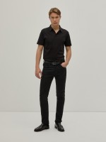 pantalones de mezclilla negro profundo