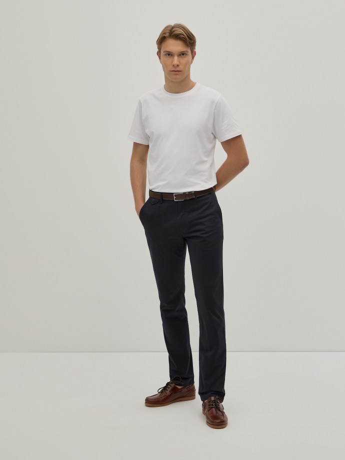 Pantalones chinos de sarga