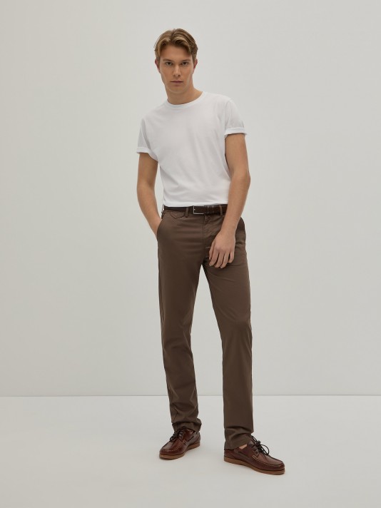 Pantaln chino regular fit