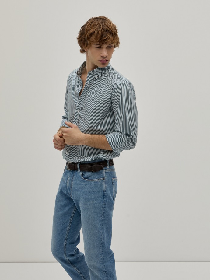 Regular fit striped shirt