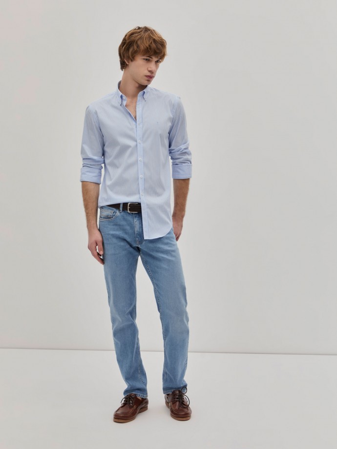 Slim fit striped shirt