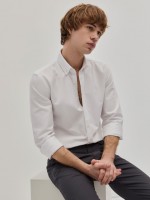 Pantalones chinos de sarga