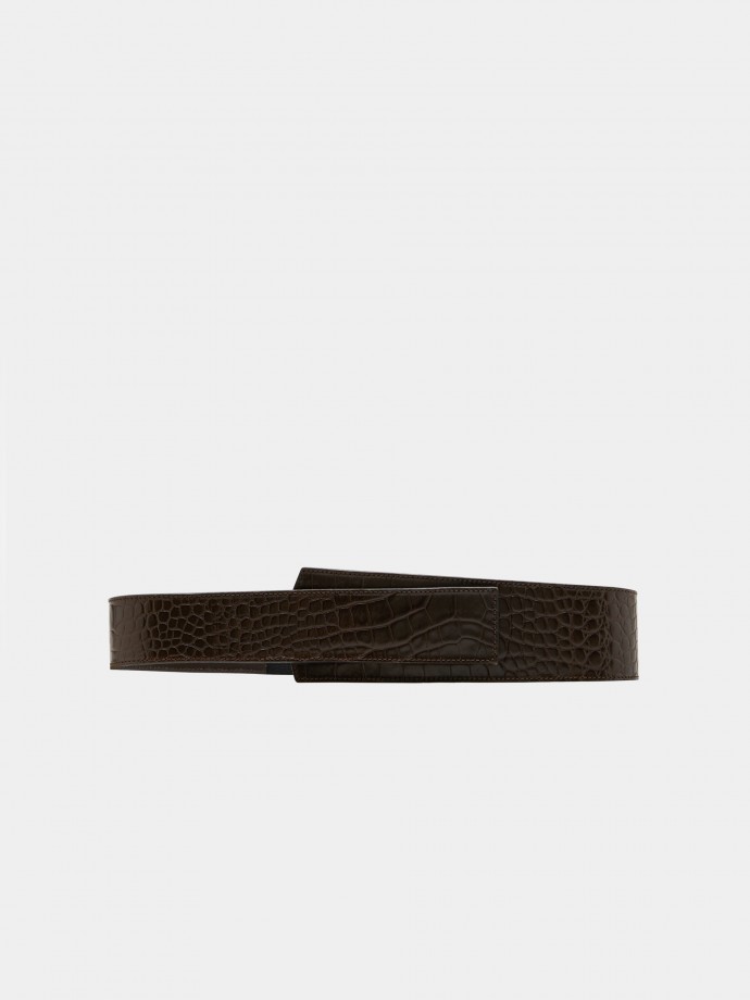 Wide leather belt