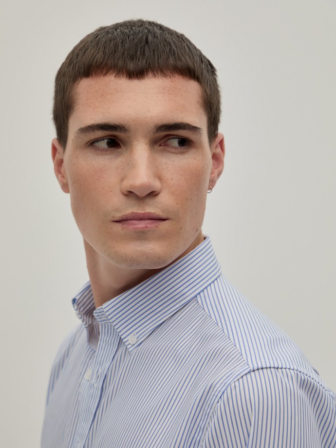 Regular fit striped shirt