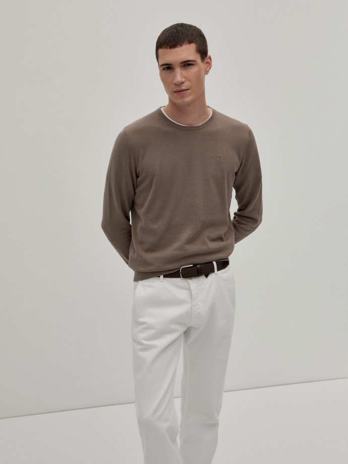 Pullover decote redondo