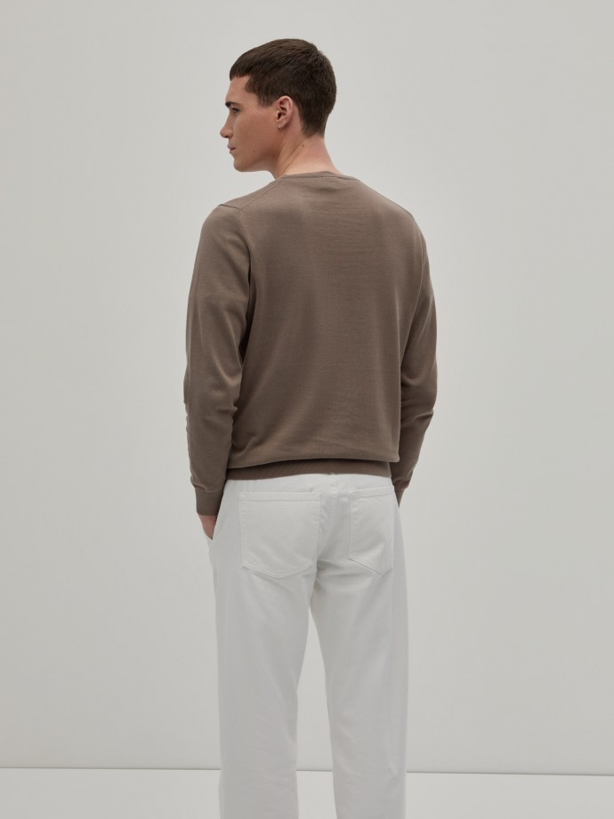 Pullover decote redondo
