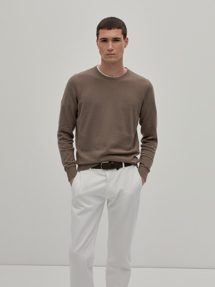 Pullover decote redondo