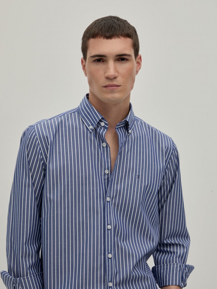 Regular fit striped shirt